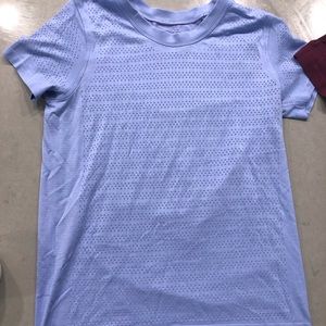 Lululemon Breeze t shirt